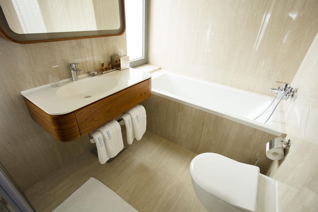 Hotel Navis Orasje Kültér fotó