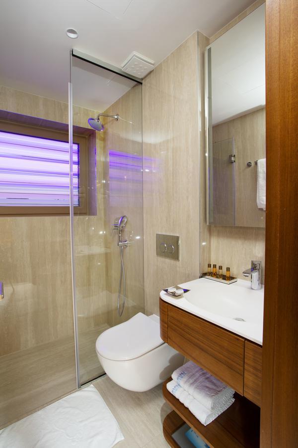 Hotel Navis Orasje Kültér fotó
